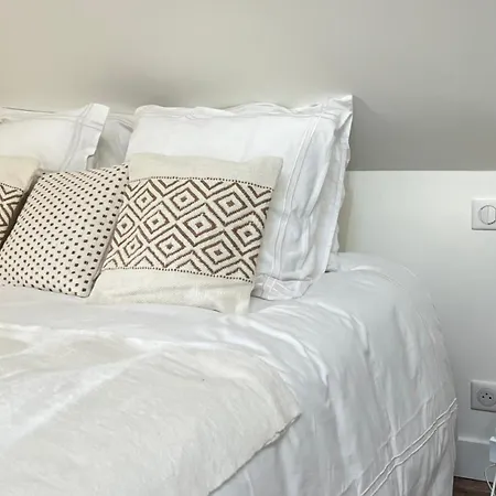 La Résidence Périgourdine Meublé Tourisme 5 étoiles Luxe Anlhiac